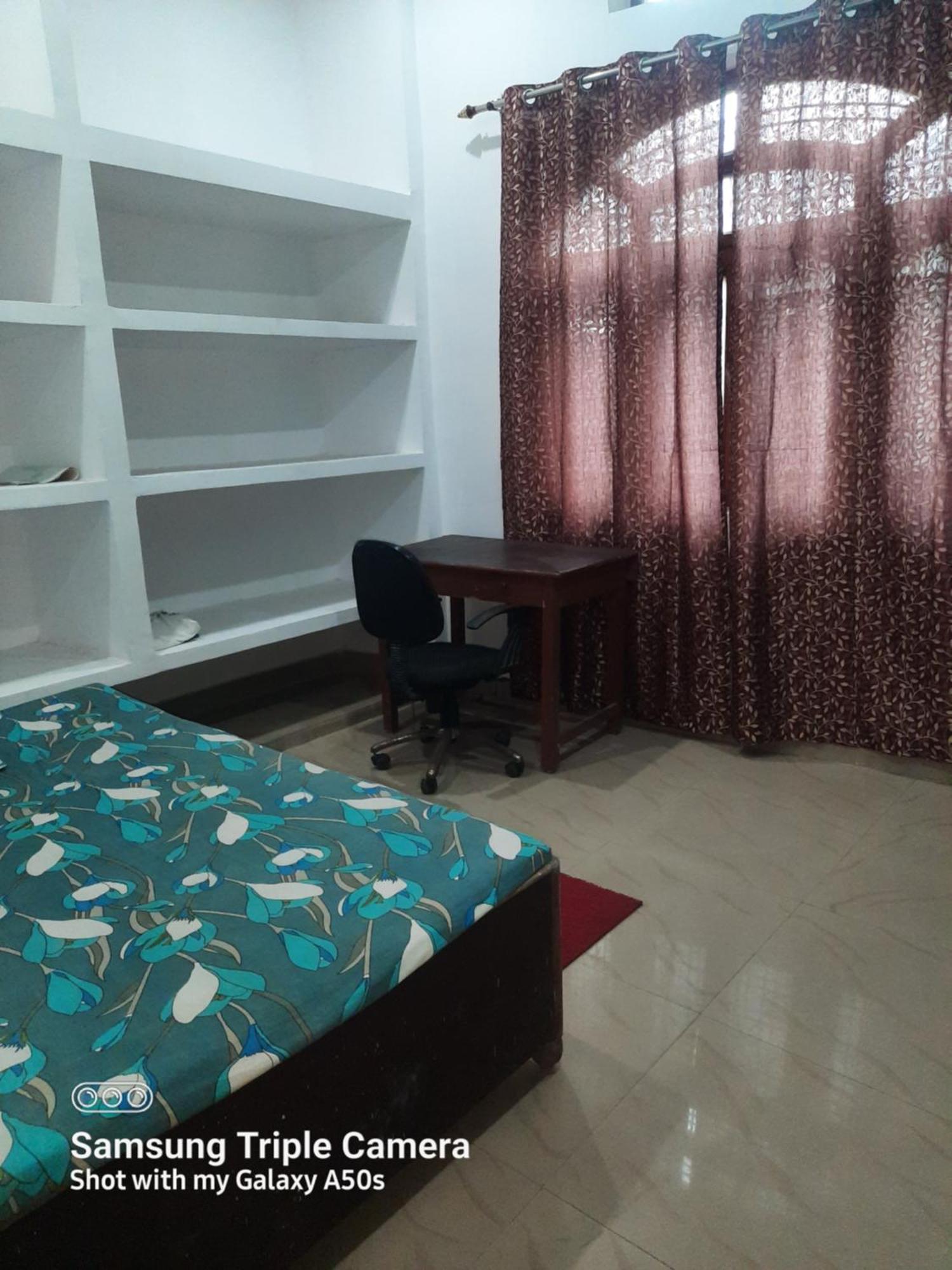 Gokul Pg Homestay Горакпур Екстериор снимка